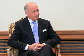 فابیوس: کارشناسان پروژه‌های همکاری اقتصادی با ایران را نهایی می‌کنند